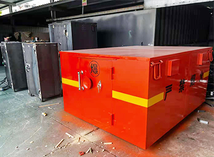 下谷坪土家族乡车载炸药箱