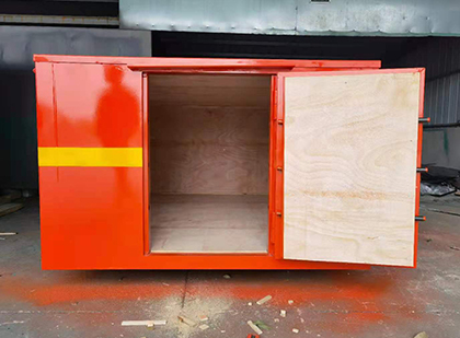 下谷坪土家族乡车载炸药箱