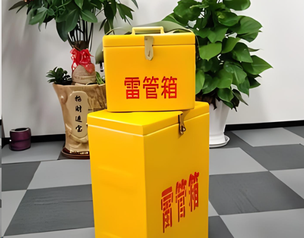 下谷坪土家族乡炸药箱雷管箱在运输过程中的注意事项